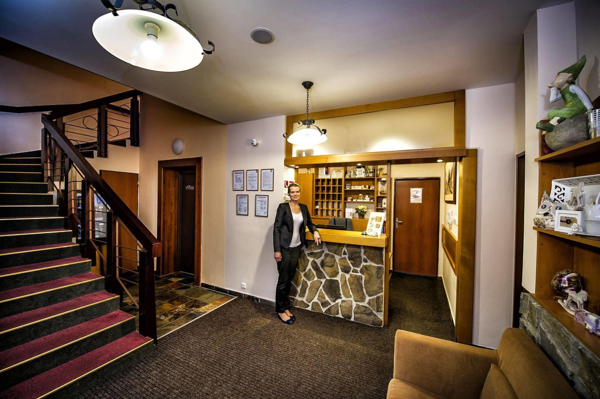 Hotel Sobota Poprad Dış mekan fotoğraf